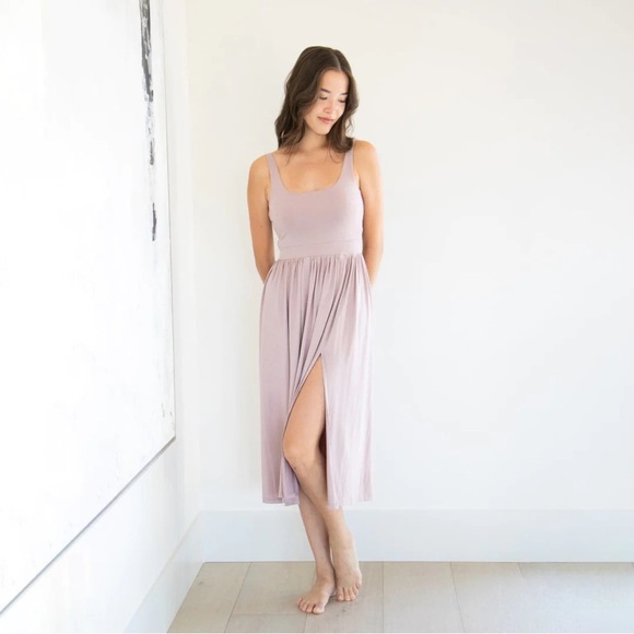 PRIV Dresses & Skirts - PRIV Penelope midi dress, size Small.  BNWT